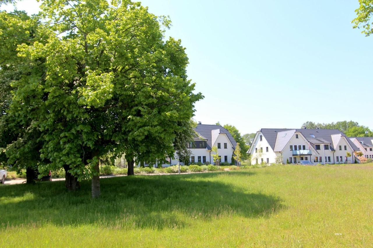 Strandresort Rex Rugia Haus 29 - FeWo 01, inklusive Sauna und Schwimmbadnutzung im AHOI Sellin Lobbe Exterior foto